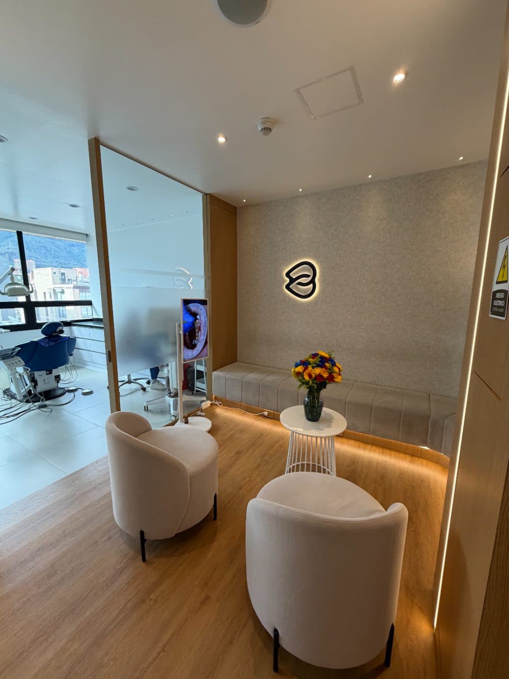 Foto: recepción y sala de espera